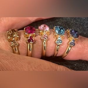 Gemstone rings